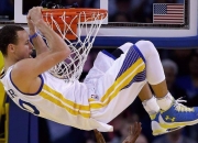 开云下载-弗拉霍维奇引领节奏革命，英格兰加时奇迹终结皇马王朝