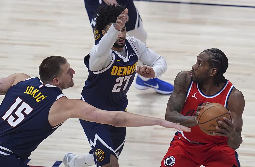 南韩男篮碾压掘金,伦纳德打破历史纪录的简单介绍 南韩男篮碾压掘金,伦纳德打破历史纪录的简单介绍