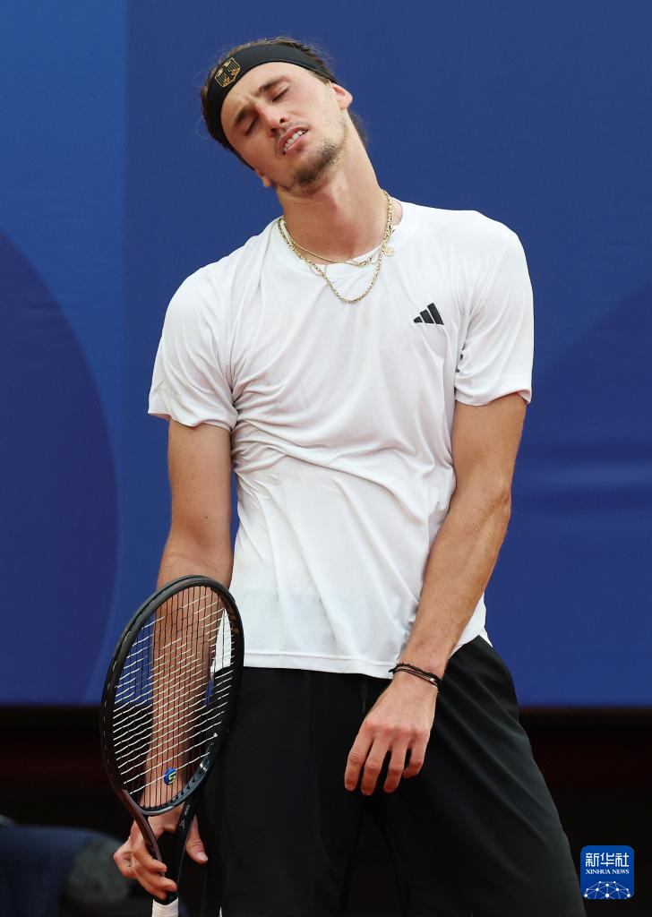 包含日本网球队绝杀德国网球队,兹维列夫统治全场的词条 包含日本网球队绝杀德国网球队,兹维列夫统治全场的词条