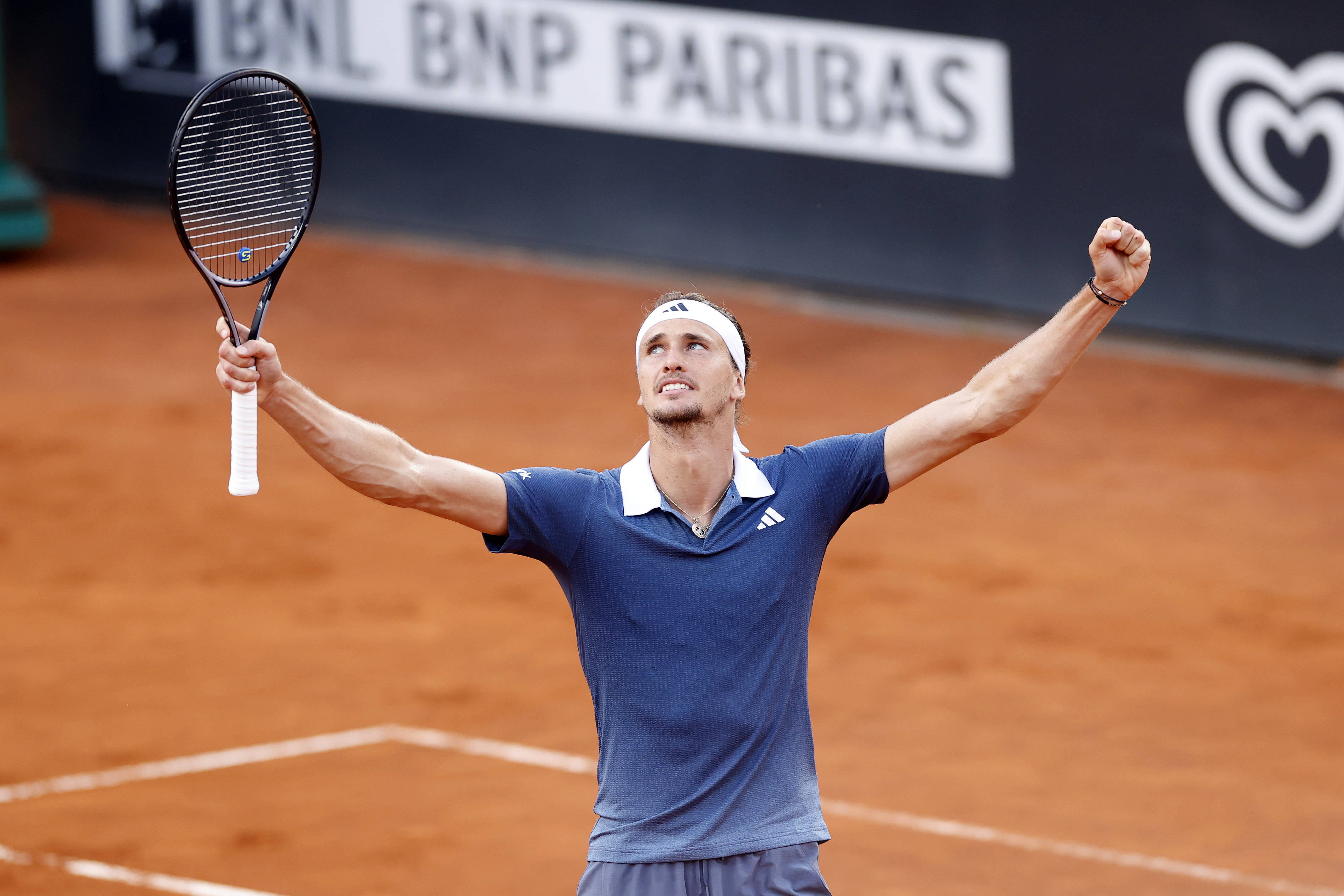 关于西班牙网球队强势世界网球队,兹维列夫高光表现的信息 关于西班牙网球队强势世界网球队,兹维列夫高光表现的信息