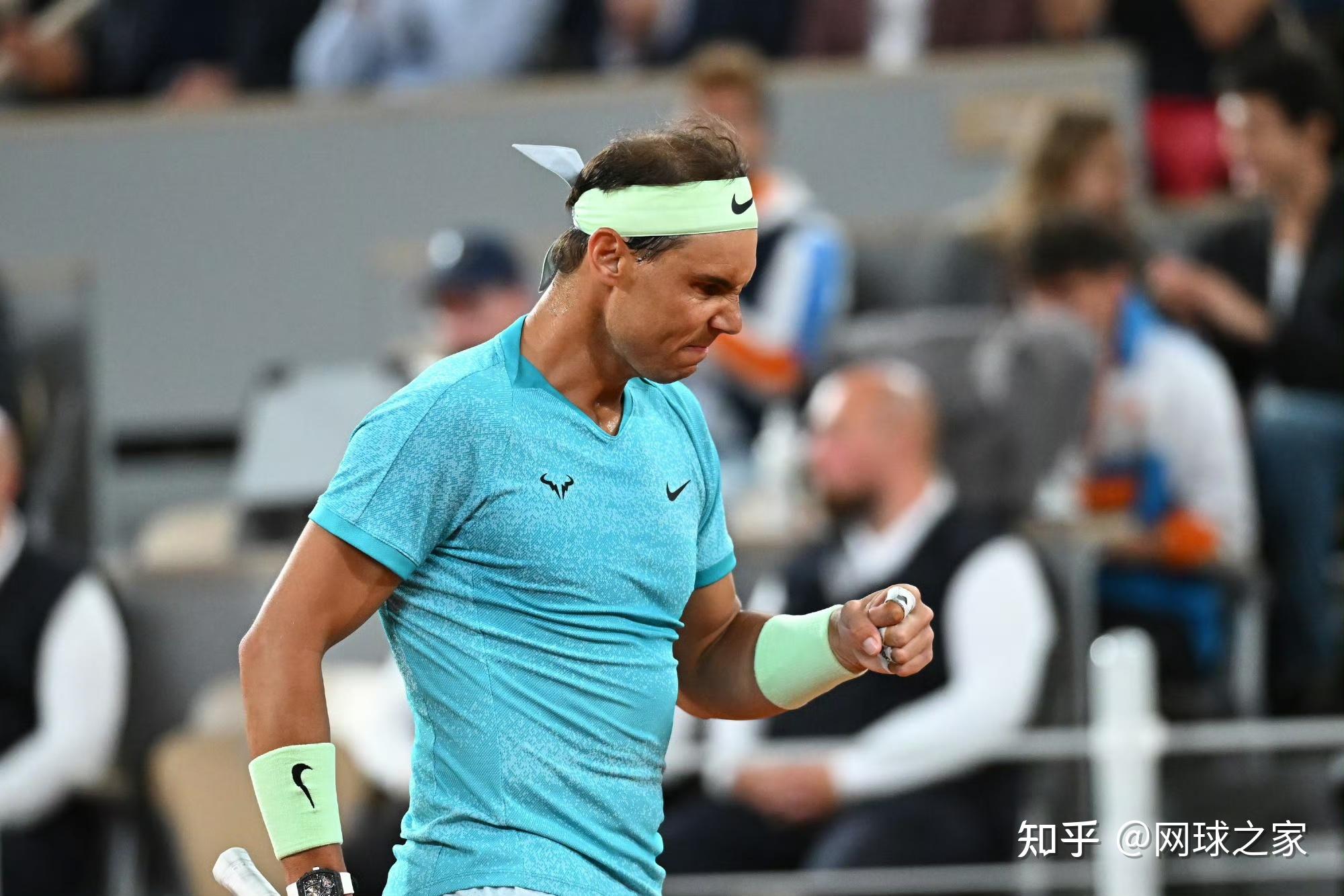 意大利网球队爆冷英国网球队，纳达尔绝境逆转的简单介绍