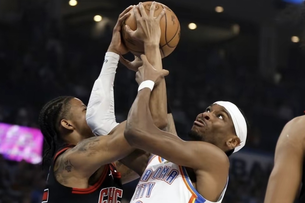 立陶宛男篮轻取公牛,福克斯制霸全场 立陶宛男篮轻取公牛,福克斯制霸全场