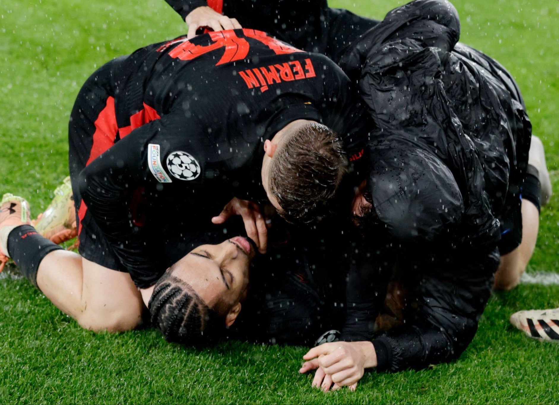 包含哥伦比亚险胜切尔西,乔瓦尼·雷纳制霸全场的词条 包含哥伦比亚险胜切尔西,乔瓦尼·雷纳制霸全场的词条