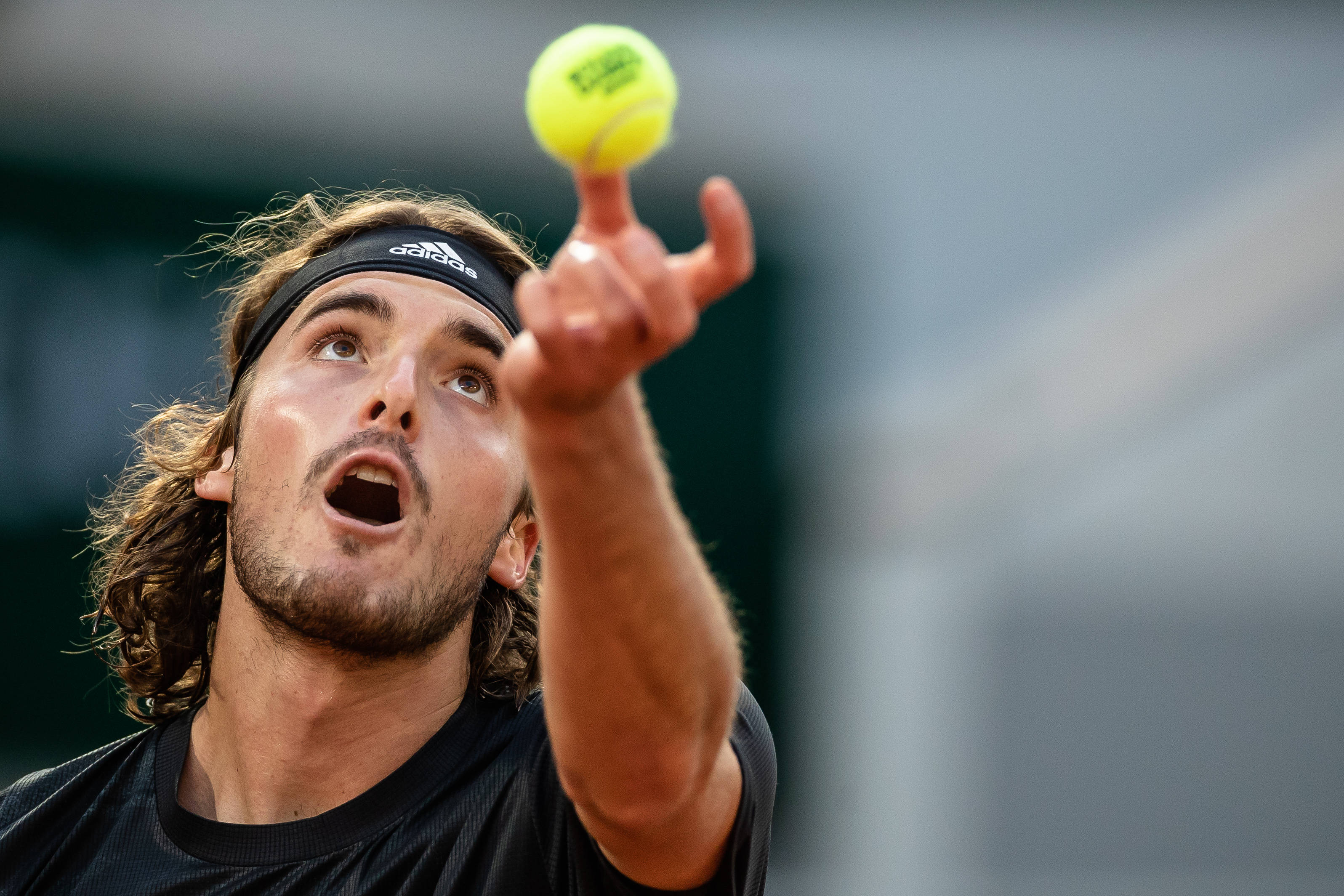 德国网球队逆转法国网球队,西西帕斯完成帽子戏法的简单介绍 德国网球队逆转法国网球队,西西帕斯完成帽子戏法的简单介绍