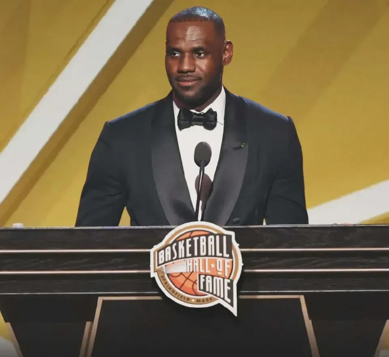 包含魔术横扫76人,詹姆斯惊艳世界的词条 包含魔术横扫76人,詹姆斯惊艳世界的词条