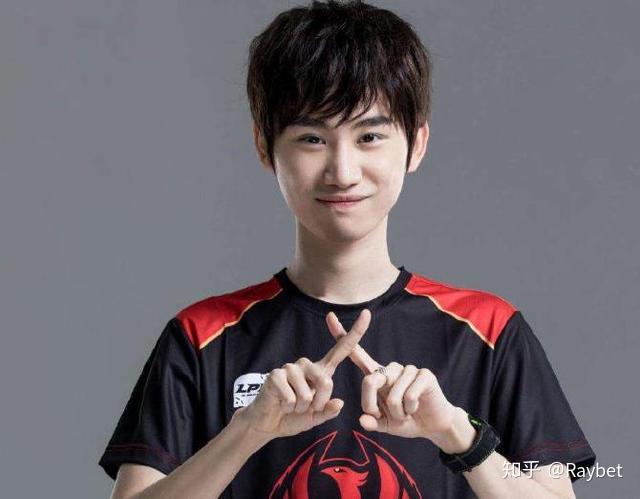 FPX逆转SBTC,Doinb惊艳世界 FPX逆转SBTC,Doinb惊艳世界