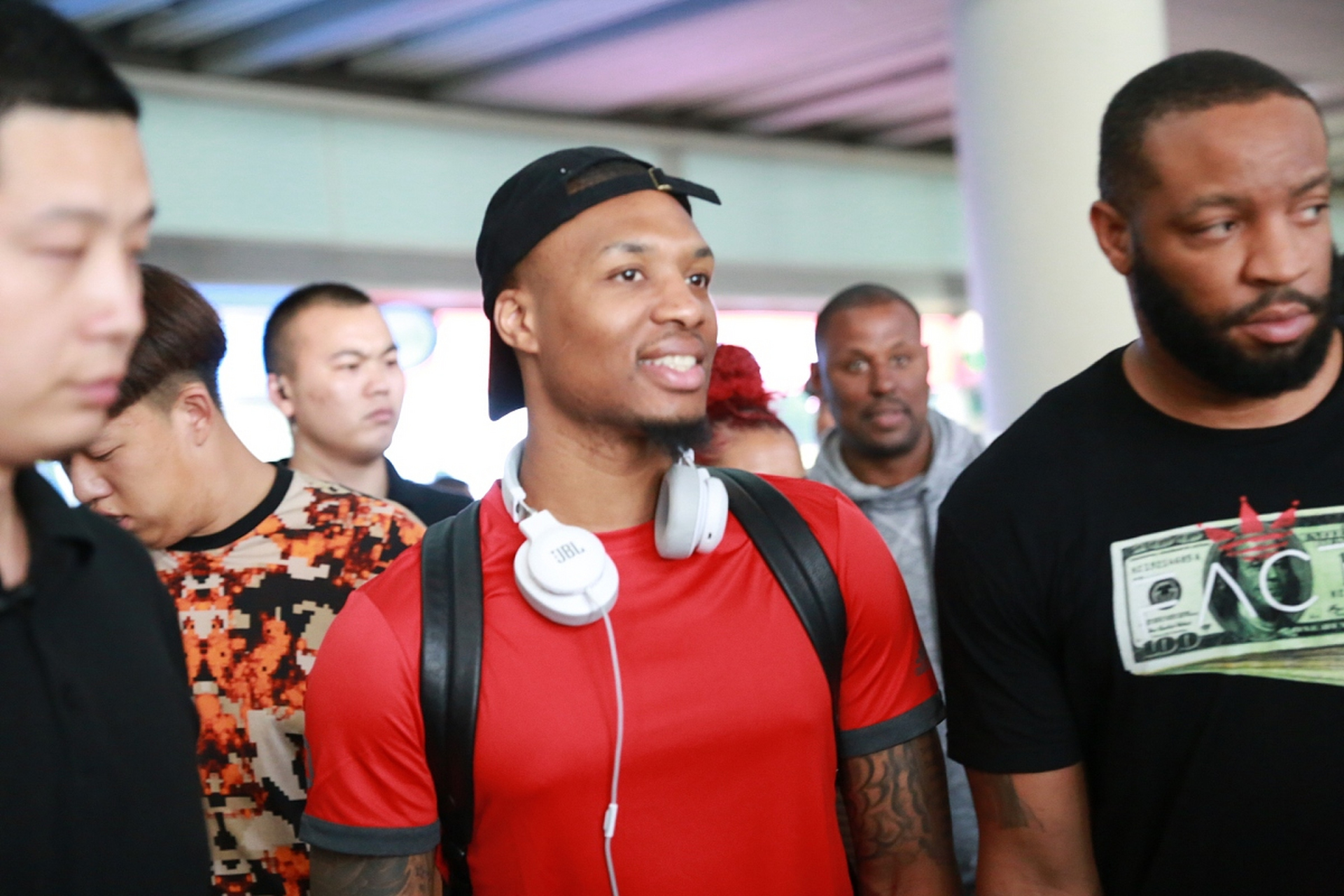 公牛队客场击败雄鹿,白塞尔拿下关键进球的简单介绍 公牛队客场击败雄鹿,白塞尔拿下关键进球的简单介绍