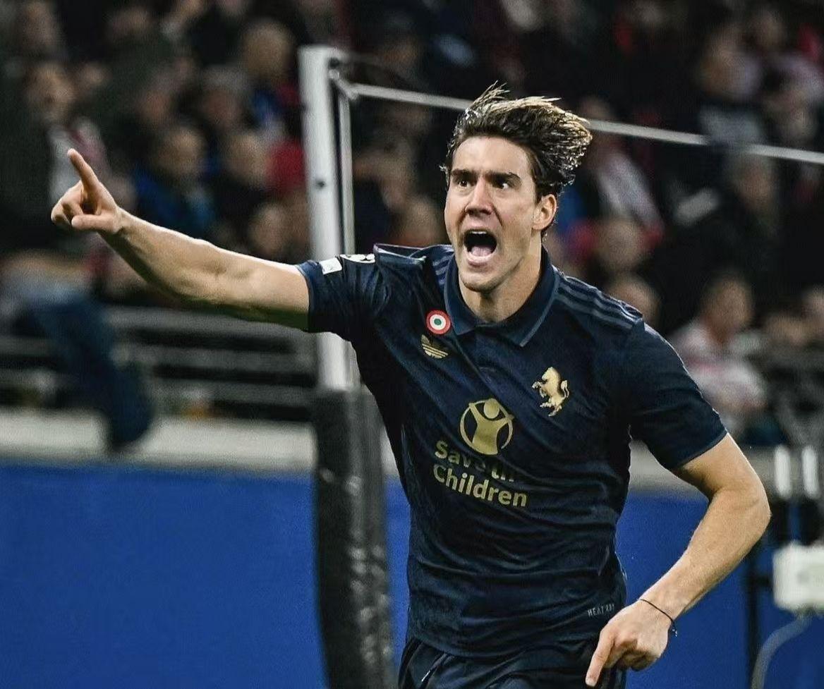 关于那不勒斯球队士气高涨,力争重返欧冠赛场的信息 关于那不勒斯球队士气高涨,力争重返欧冠赛场的信息