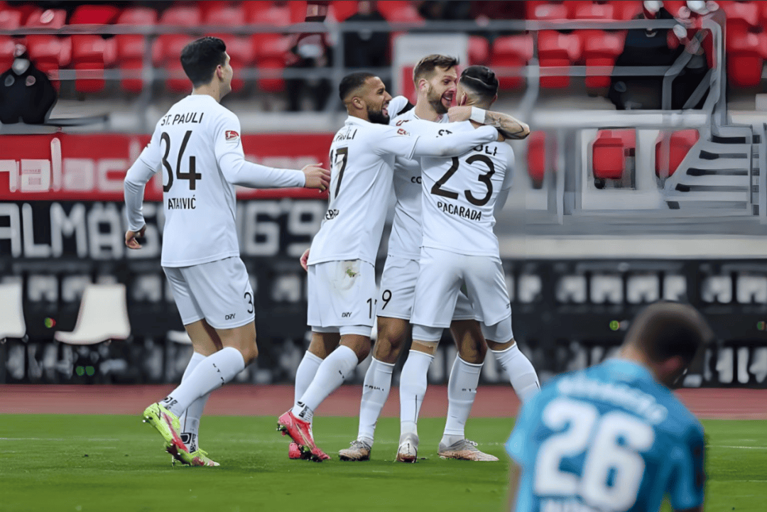 包含斯图加特不敌对手,遭遇连败压力的词条 包含斯图加特不敌对手,遭遇连败压力的词条