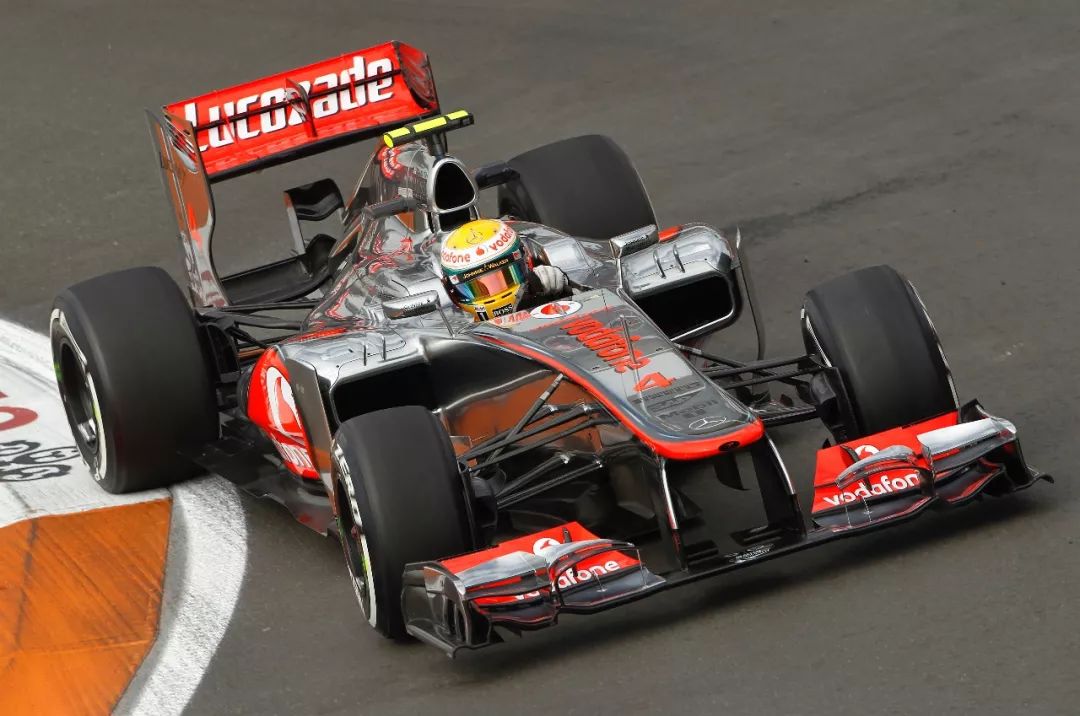 索伯车队碾压迈凯伦,阿隆索刷新纪录的简单介绍 索伯车队碾压迈凯伦,阿隆索刷新纪录的简单介绍