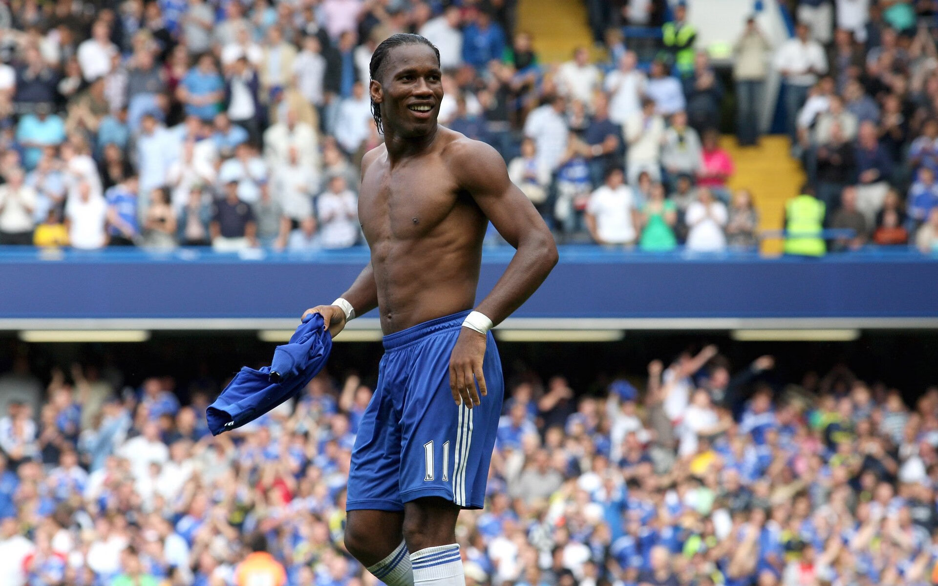 深圳队全面压制雷霆，哈利伯顿惊艳四座，一场颠覆认知的篮球对话