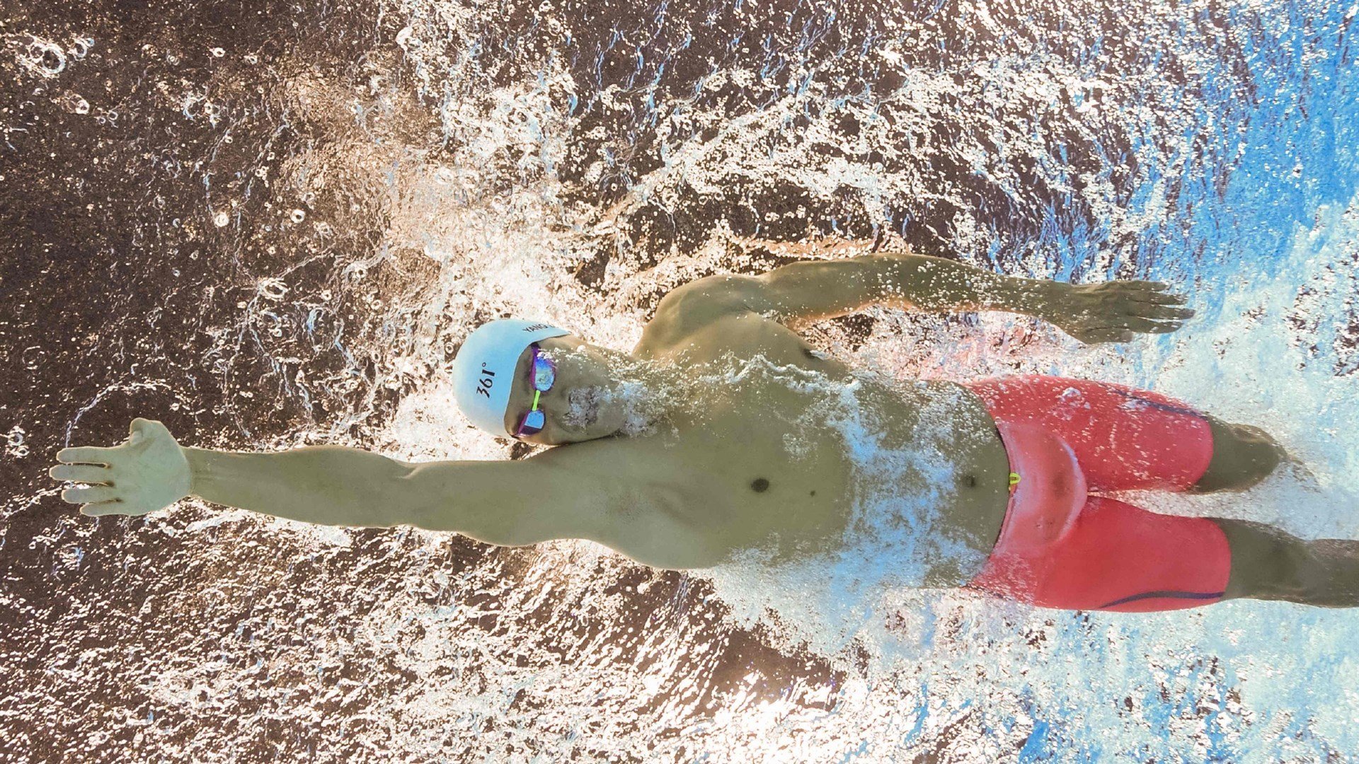 世界排名争夺战之夜，欧文统治全场