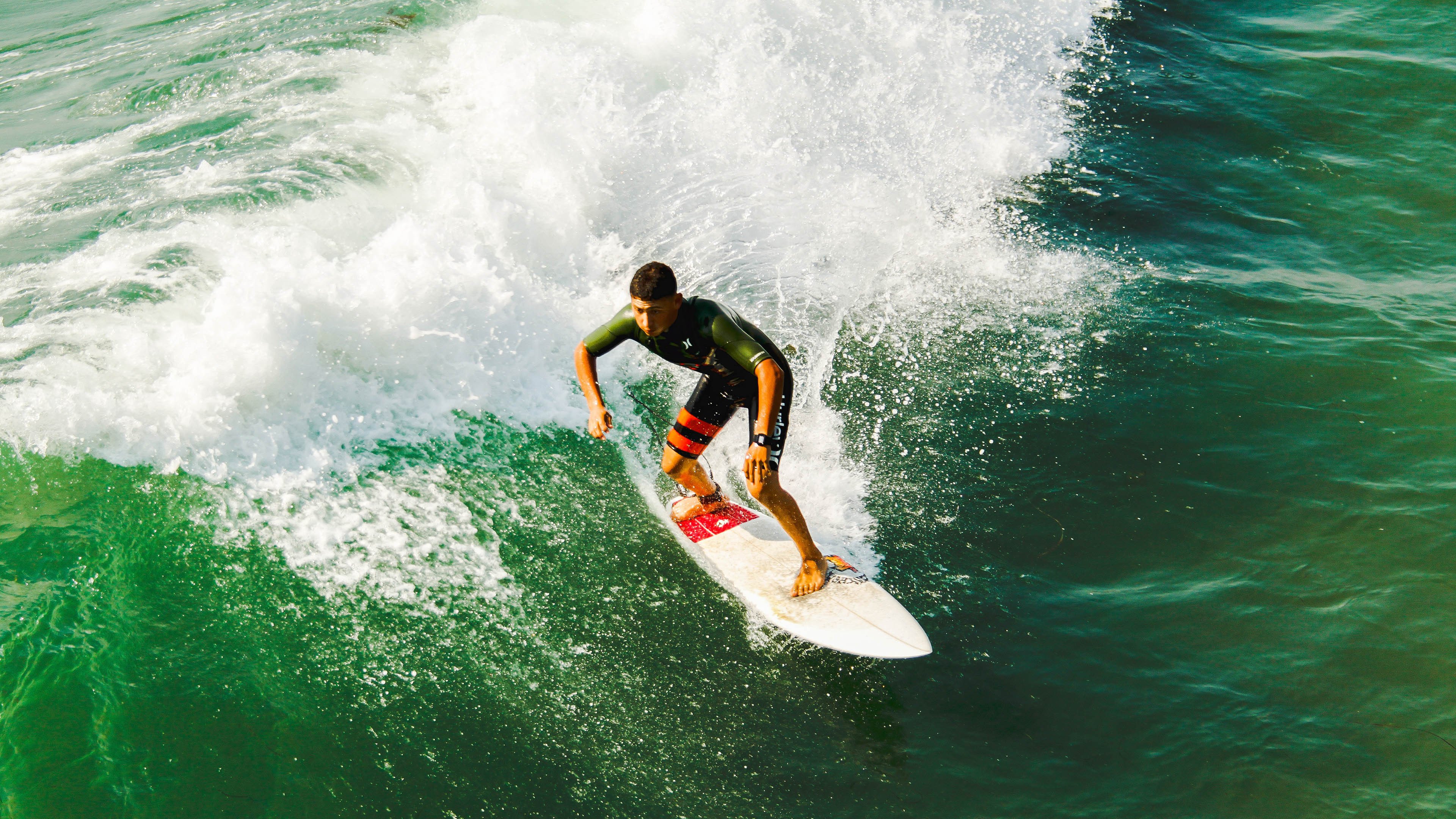 冰与火的对决,波兰篮球如何以弱胜强,在东决关键战中击败美国?